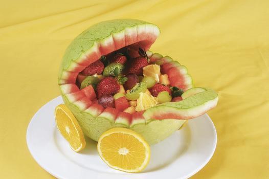 baby bassinet fruit salad